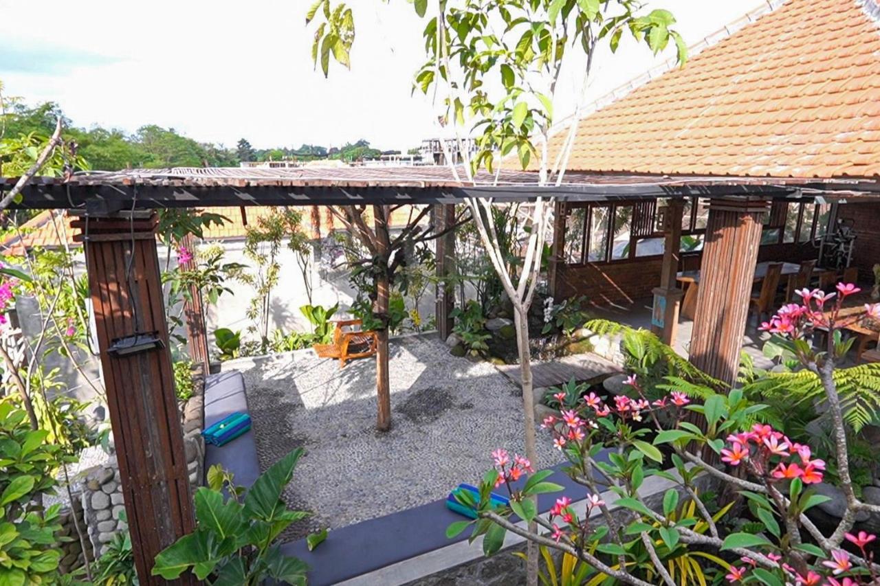 Green Bali Guest House Munggu Extérieur photo
