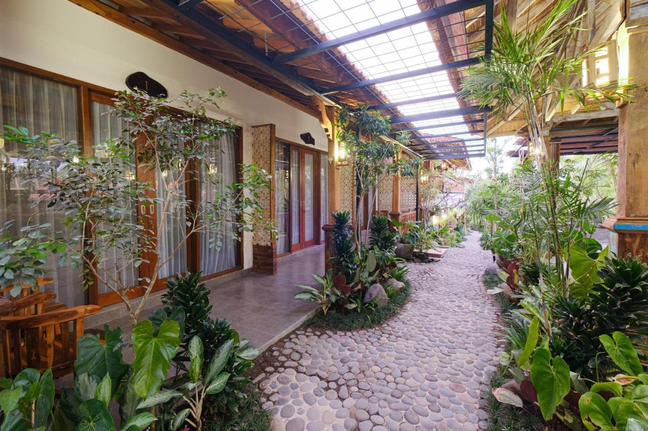 Green Bali Guest House Munggu Extérieur photo